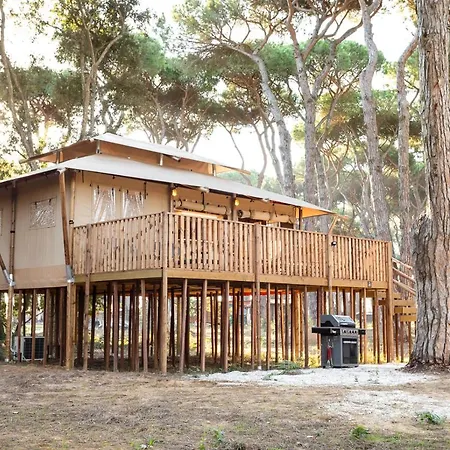 Isola Village * Неттуно